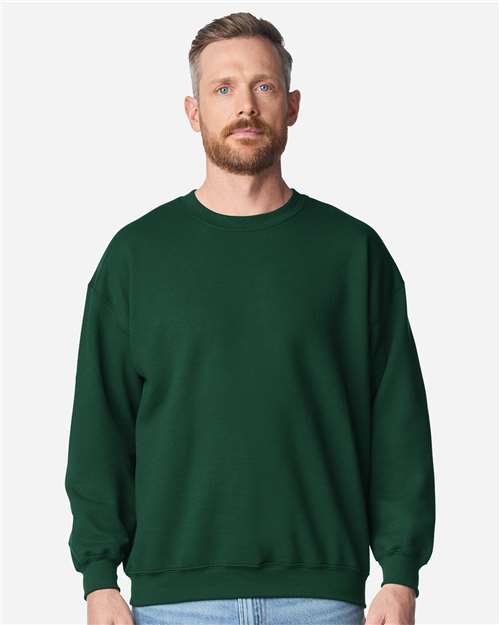 Gildan Unisex Heavy Blend™ Crewneck Sweatshirt 18000