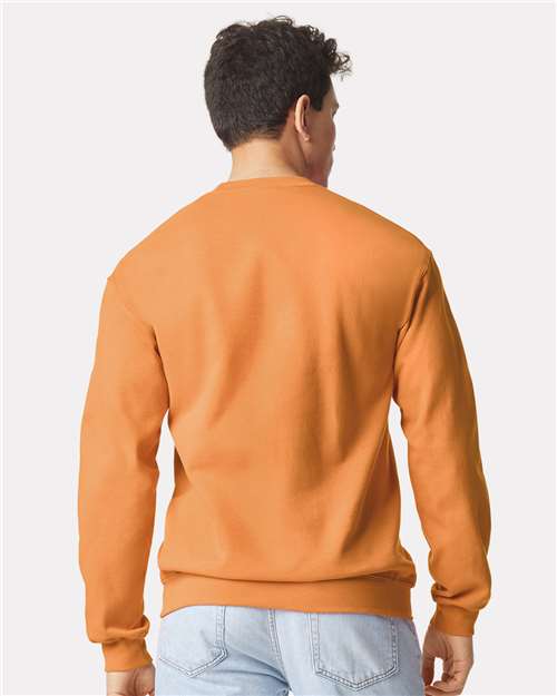 Gildan Unisex Softstyle® Midweight Crewneck Sweatshirt SF000